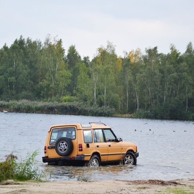 <p class="headingwhite">Off road door de modder</p>