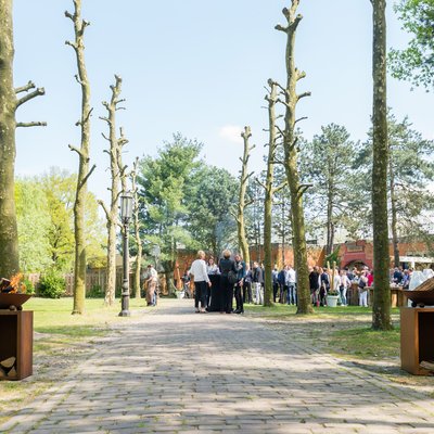 <h4>Meetings & Events</h4>